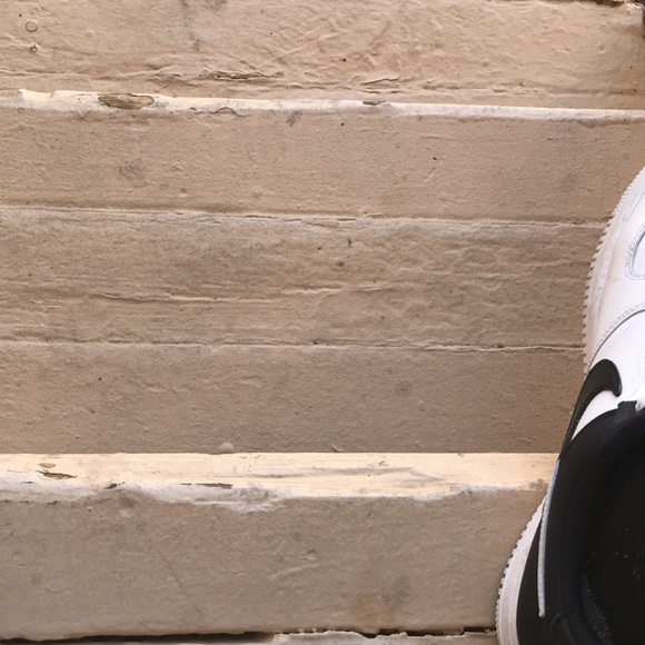 Meet your Posher, Devin - Picture 1 of 1